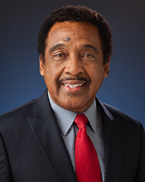 larry wallace headshot