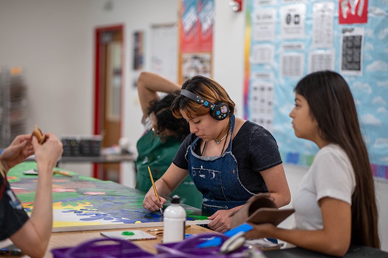 Art session at the Del Valle clinic