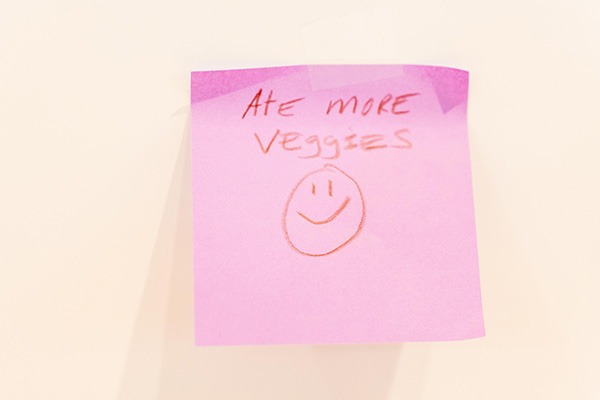 sticky note that says: Ate More Veggies