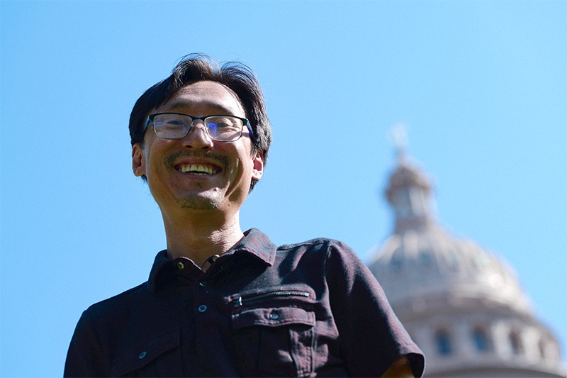 Seno with the Texas Capital building in the background